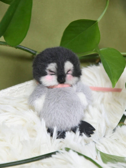Tiny Penguin Toy, Doll House Doll for Blythe Ob11/Barbie/Bjd Doll, Pocket-Sized Antarctic Toy,Handmade Plush Toy,Dollhouse Miniature Pets