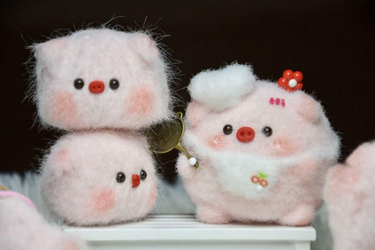 Piggy Family, crochet pig, Valentine’s pig,pocket size mini toy,cute soft plushies,baby stuff, tiny,keychain,bag charm, car decor, Christmas