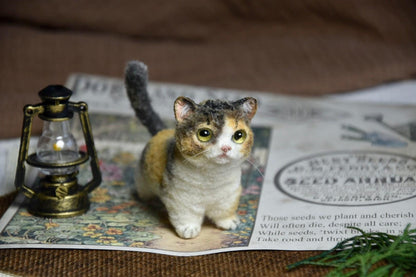 Miniature Cat Toy 2-Inch Tall | Calico Cat Plush | Miniature Figurine | Custom Pet Plush for Dollhouses | Carry Your mini Pet everywhere