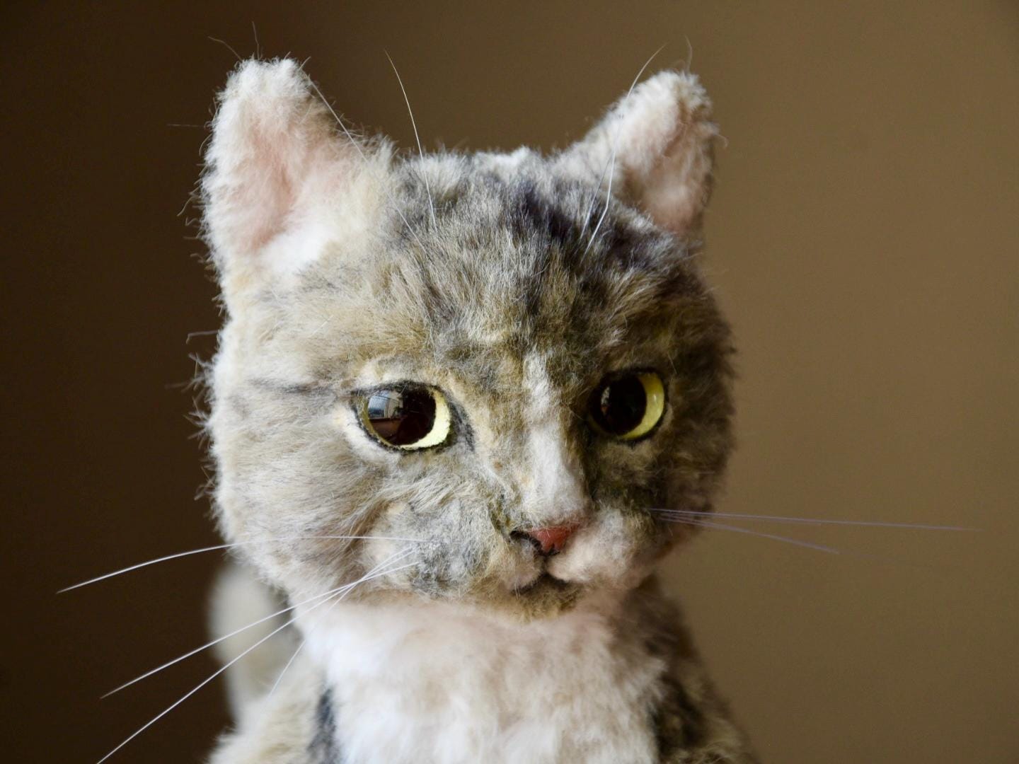Réplica de gato de peluche personalizada, foto de mascota convertida en peluche personalizado, perro de casa de muñecas hecho a mano con limpiapipas, peluche personalizado para mascota conmemorativo - 2