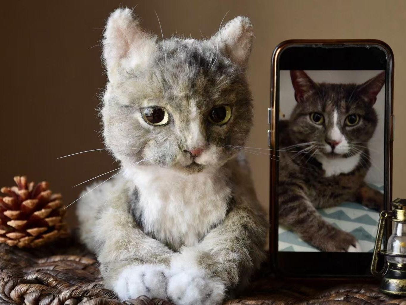 Réplica de gato de peluche personalizada, foto de mascota convertida en peluche personalizado, perro de casa de muñecas hecho a mano con limpiapipas, peluche personalizado para mascota conmemorativo - 2