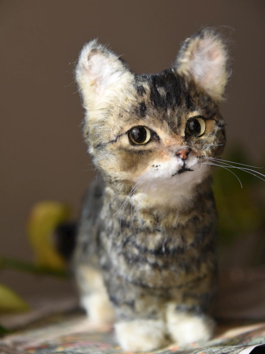 Custom Pet Replica cat Plush,Photo of pet into custom stuffed animal,Handmade Pipe Cleaner Dollhouse cat,Personalized Pet Plush Pet Memorial-1