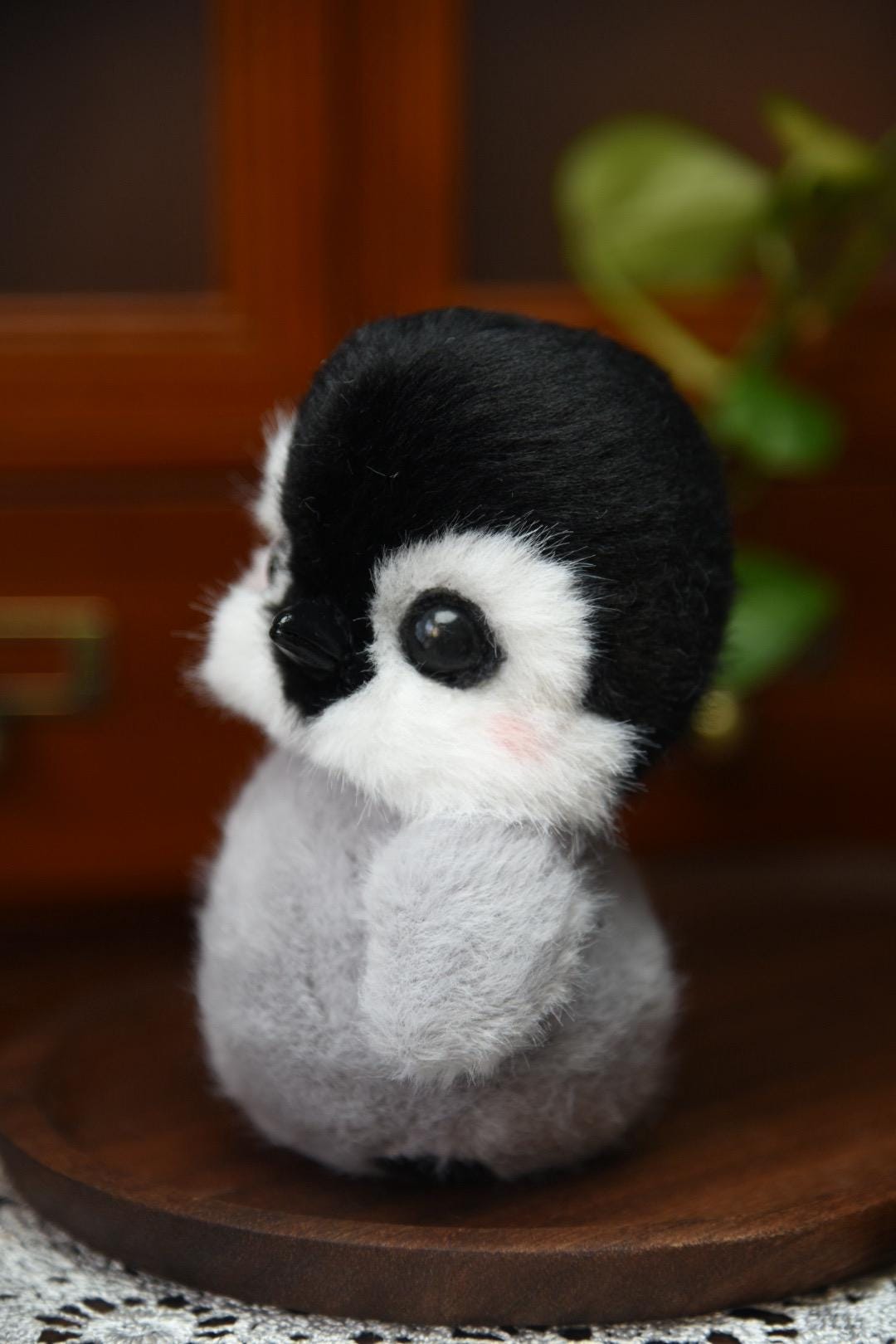 Muñeco de pingüino de peluche hecho a mano, color personalizado, muñeco articulado coleccionable, divertido, animales de peluche realistas, regalos de Navidad - 1