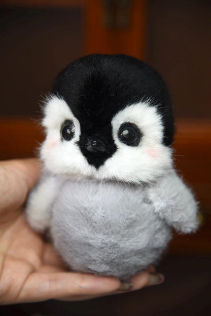 Muñeco de pingüino de peluche hecho a mano, color personalizado, muñeco articulado coleccionable, divertido, animales de peluche realistas, regalos de Navidad - 1
